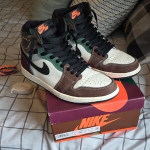 Nike Men's High-Top Sneakers - Brown, Black, and White